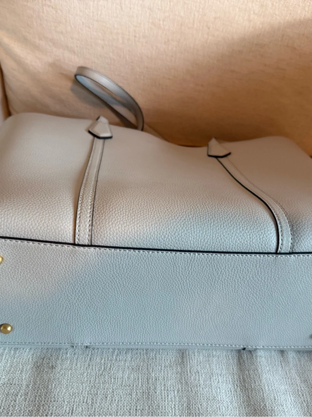 Tory Burch Perry Tote Pebbled Leather Tote in Light Gray with Gold Zipper